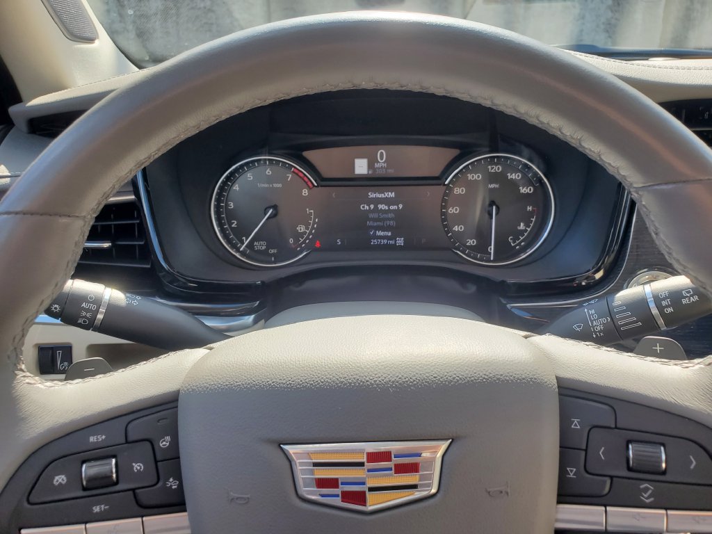 Used 2024 Cadillac XT6 Premium Luxury w/ LPO, Floor Liner Package AWD/4WD image 21