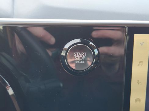 Used 2025 Lexus NX 250 250 Premium w/ Accessory Package (Z1) image 21