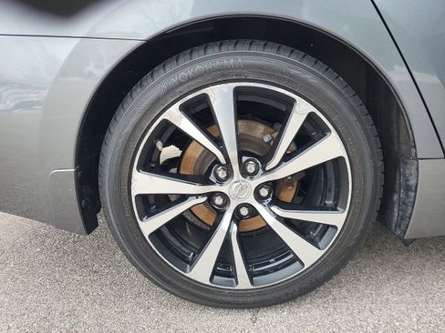 Used 2018 Nissan Maxima Platinum image 14