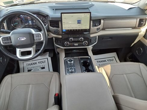 Used 2023 Ford Expedition Limited AWD/4WD image 18