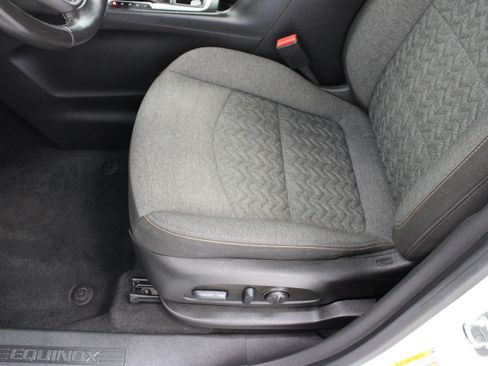 Used 2022 Chevrolet Equinox LT FWD image 15