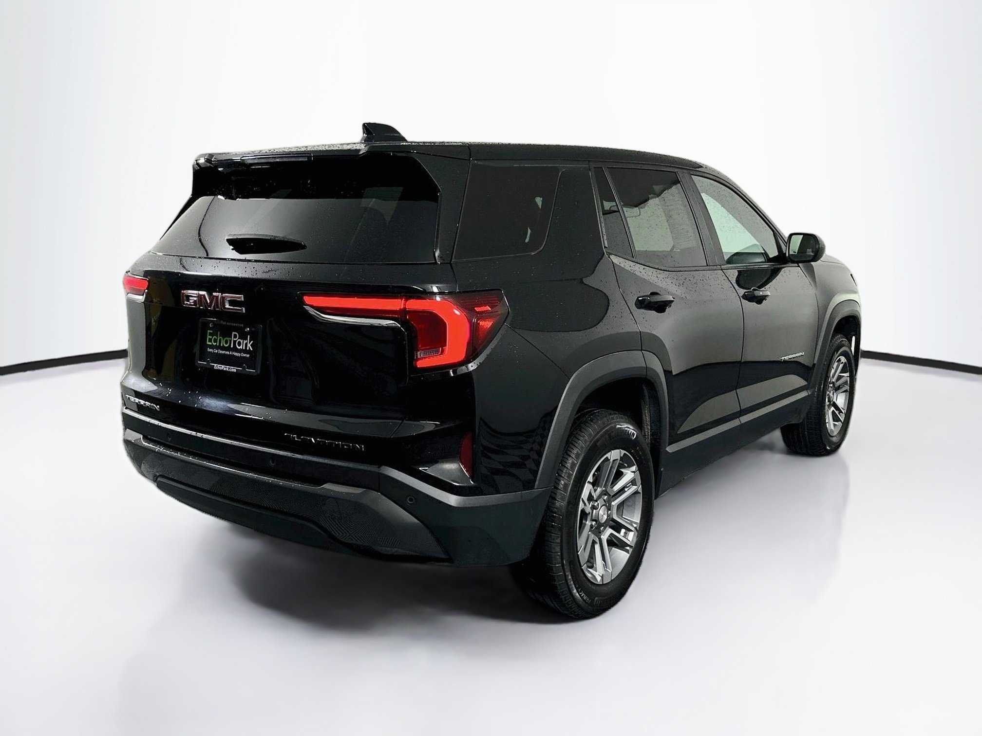 Used 2025 GMC Terrain Elevation FWD image 9