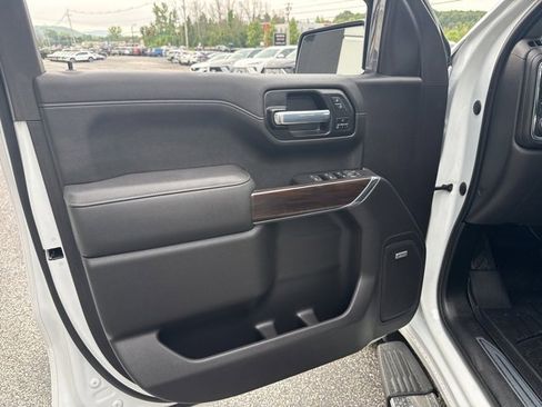Used 2021 GMC Sierra 1500 SLT w/ SLT Premium Plus Package image 18