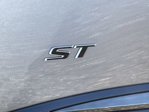 New 2026 Buick Envision Sport Touring image 32