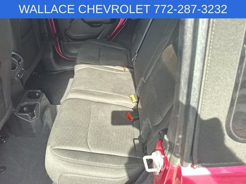 Used 2022 Jeep Wrangler Unlimited Sport AWD/4WD image 12