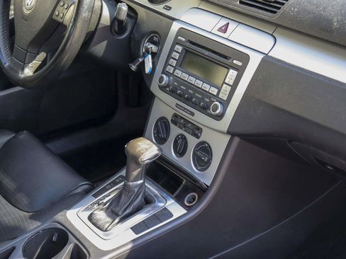 Used 2009 Volkswagen Passat Komfort image 34