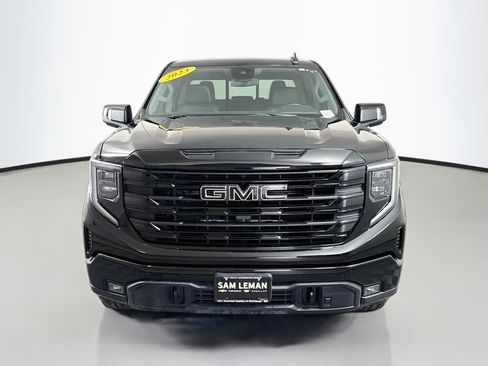 Used 2023 GMC Sierra 1500 Elevation w/ Preferred Package AWD/4WD image 2