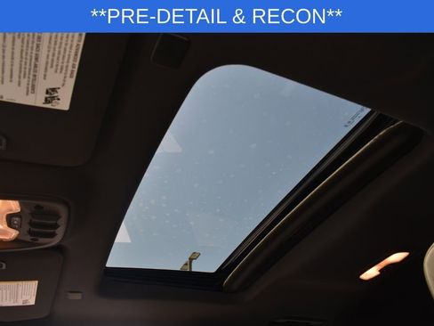 Certified 2024 Chevrolet Colorado ZR2 w/ Technology Package AWD/4WD image 9