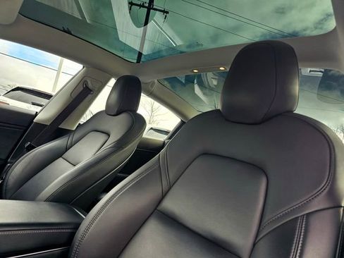 Used 2019 Tesla Model 3 Long Range image 20