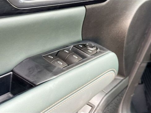 New 2026 GMC Terrain AT4 w/ Convenience Package III AWD/4WD image 18