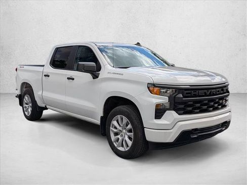 Used 2023 Chevrolet Silverado 1500 Custom AWD/4WD image 3