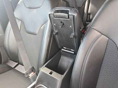 Used 2022 Jeep Compass Latitude w/ Convenience Group image 30