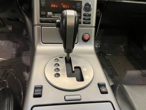 Used 2004 INFINITI G35 Coupe w/ Performance Tire & Wheel Pkg image 20