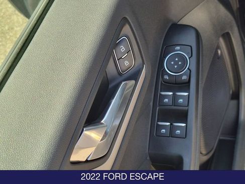 Used 2022 Ford Escape SEL AWD/4WD image 12