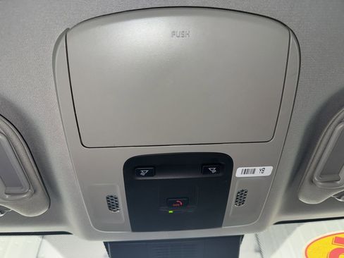 Used 2025 Toyota Camry LE image 24