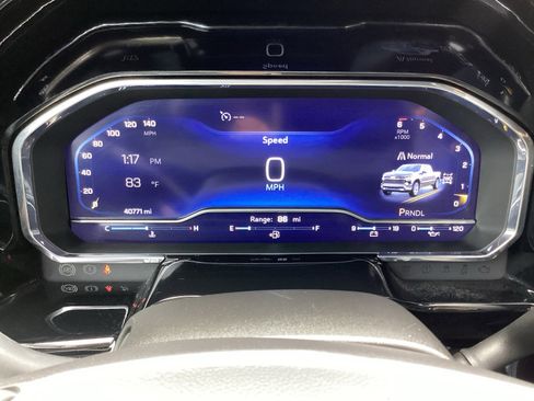 Used 2024 Chevrolet Silverado 1500 LT w/ Z71 Off-Road Package image 24