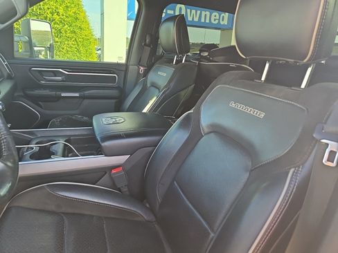 Used 2020 RAM 1500 Laramie w/ Sport Appearance Package AWD/4WD image 20
