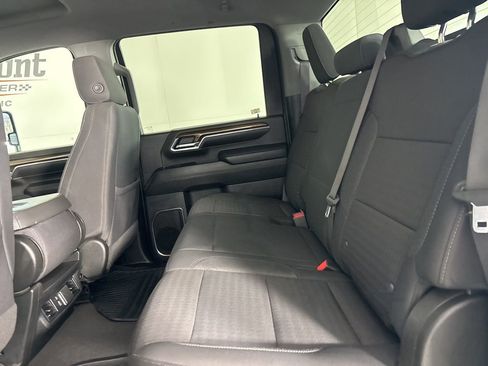 Used 2024 Chevrolet Silverado 2500 LT w/ Convenience Package image 19