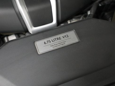 Certified 2023 Rolls-Royce Phantom Sedan w/ The Phantom Package image 27