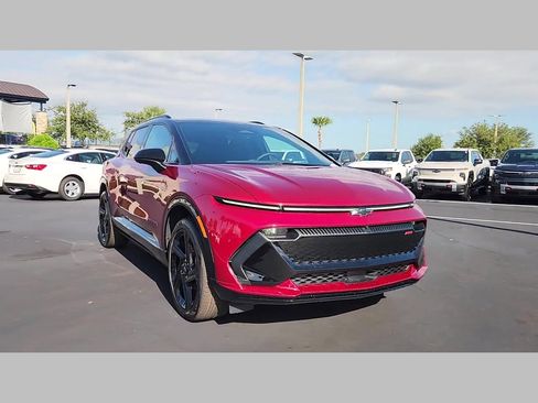 New 2026 Chevrolet Equinox EV RS image 25