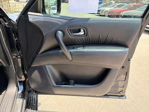 Used 2023 Nissan Armada SL w/ Midnight Edition Package RWD image 39