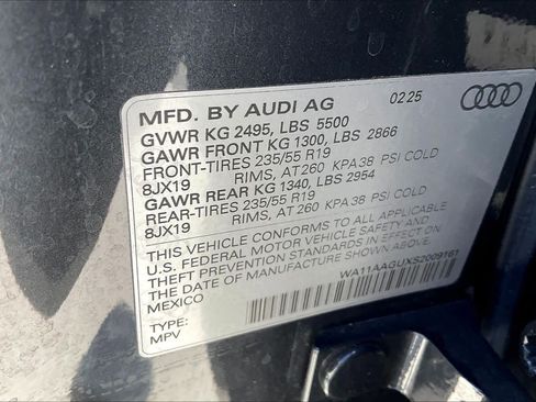 Used 2025 Audi Q5 Premium AWD/4WD image 33