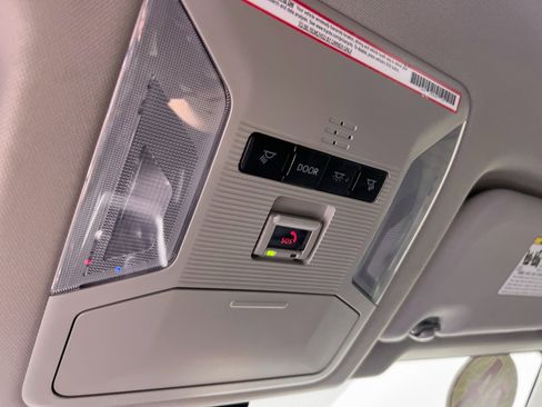 Used 2024 Toyota RAV4 LE image 22