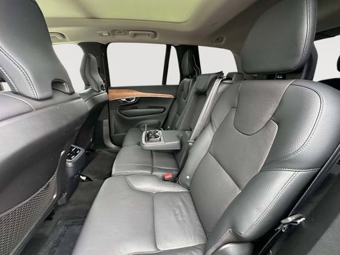 Used 2024 Volvo XC90 B5 Plus image 33