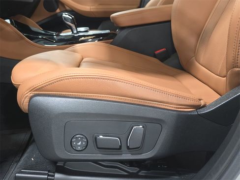 Used 2024 BMW X4 xDrive30i w/ Premium Package image 22