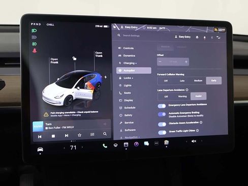 Used 2022 Tesla Model 3 Long Range image 40