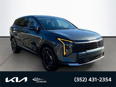 New 2026 Kia Sportage S image 1