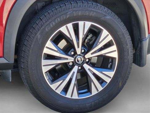 Used 2021 Nissan Rogue SV FWD image 9
