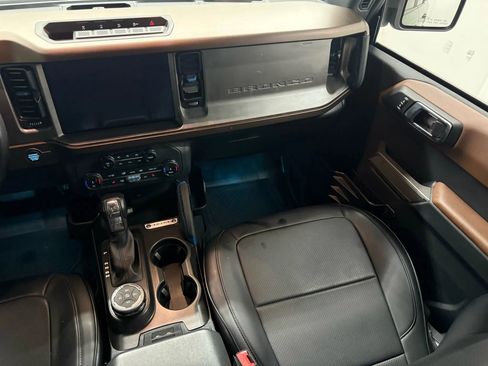 Used 2022 Ford Bronco Outer Banks w/ Sasquatch Package image 33