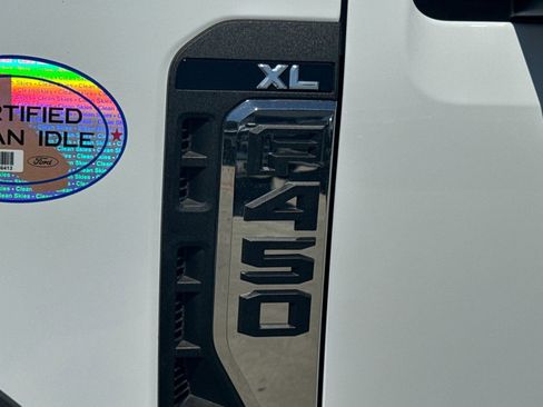 New 2025 Ford F450 XL w/ XL Chrome Package image 27