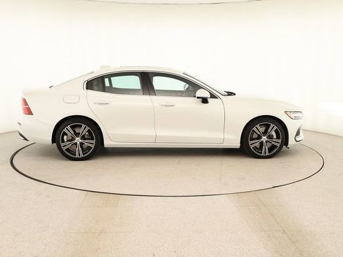 Used 2020 Volvo S60 T6 Inscription image 8