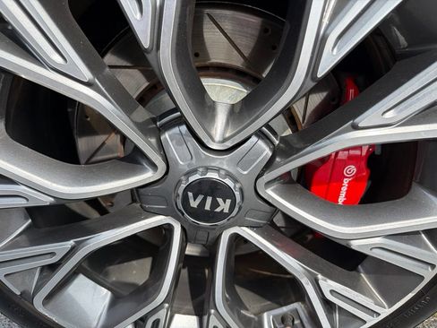 Used 2020 Kia Stinger GT AWD/4WD image 10