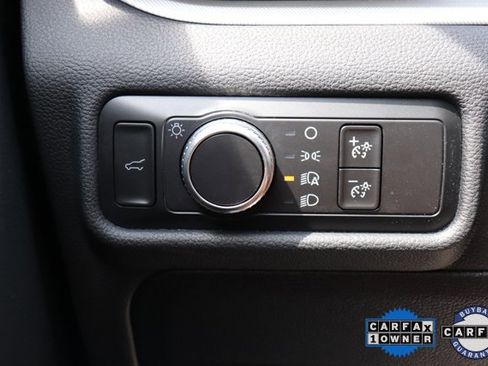 Used 2020 Ford Explorer XLT w/ Comfort Package image 17