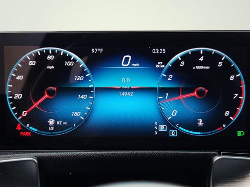 Used 2023 Mercedes-Benz GLB 250 image 19