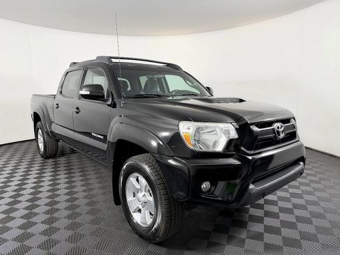 Used 2015 Toyota Tacoma 4x4 Double Cab w/ TRD Sport Package image 6