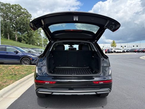 Used 2023 Audi Q5 2.0T Premium AWD/4WD image 11