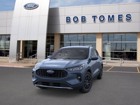 New 2026 Ford Escape SE FWD image 2