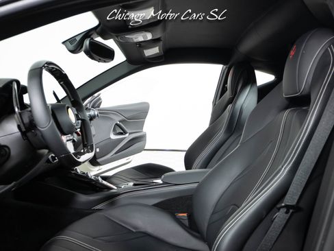 Used 2019 Ferrari 812 Superfast RWD image 32