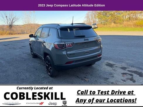 Used 2023 Jeep Compass Altitude image 8