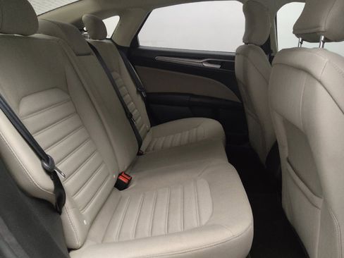 Used 2018 Ford Fusion S image 19