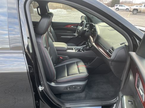 Used 2025 Chevrolet Traverse RS w/ LPO, Floor Liner Package image 18