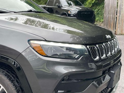 Used 2023 Jeep Compass Limited w/ Elite Group AWD/4WD image 9