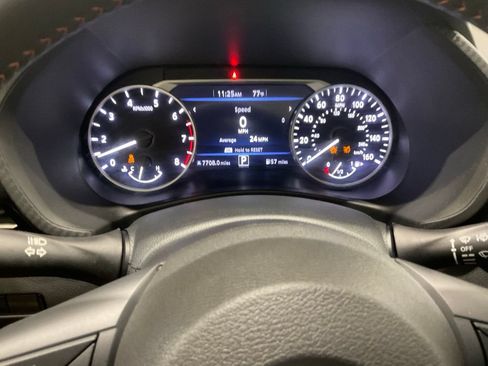 Used 2025 Nissan Sentra SR w/ SR Premium Package FWD image 18