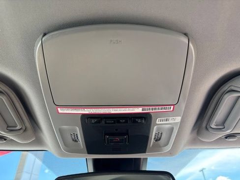 Used 2023 Toyota Camry XSE FWD image 23