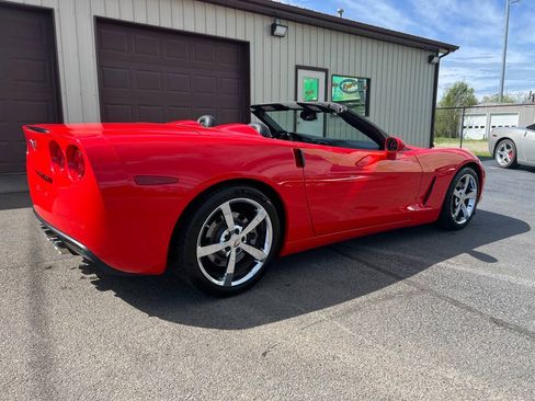 Used 2010 Chevrolet Corvette Convertible w/ Preferred Equipment Group RWD image 33