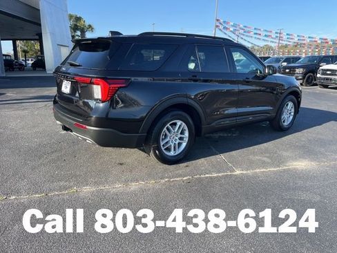 New 2026 Ford Explorer Active w/ Active Comfort Package image 3